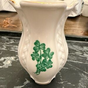 Royal Tara Irish shamrock vase- 4.75 inches